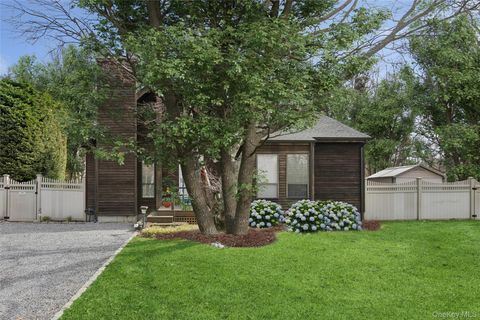 Homes For Rent - 131 Lewis Road<br/> East Quogue, NY 11942