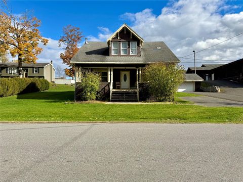 Homes For Sale - 8 Forest Hills Avenue<br/> Catskill, NY 12414