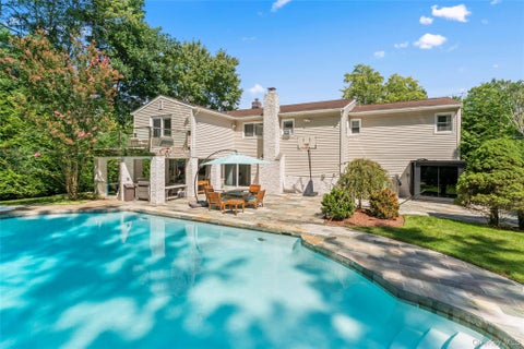 Photo of 199 Winding Brook Road, New Rochelle, NY 10804 (MLS # 1047329)