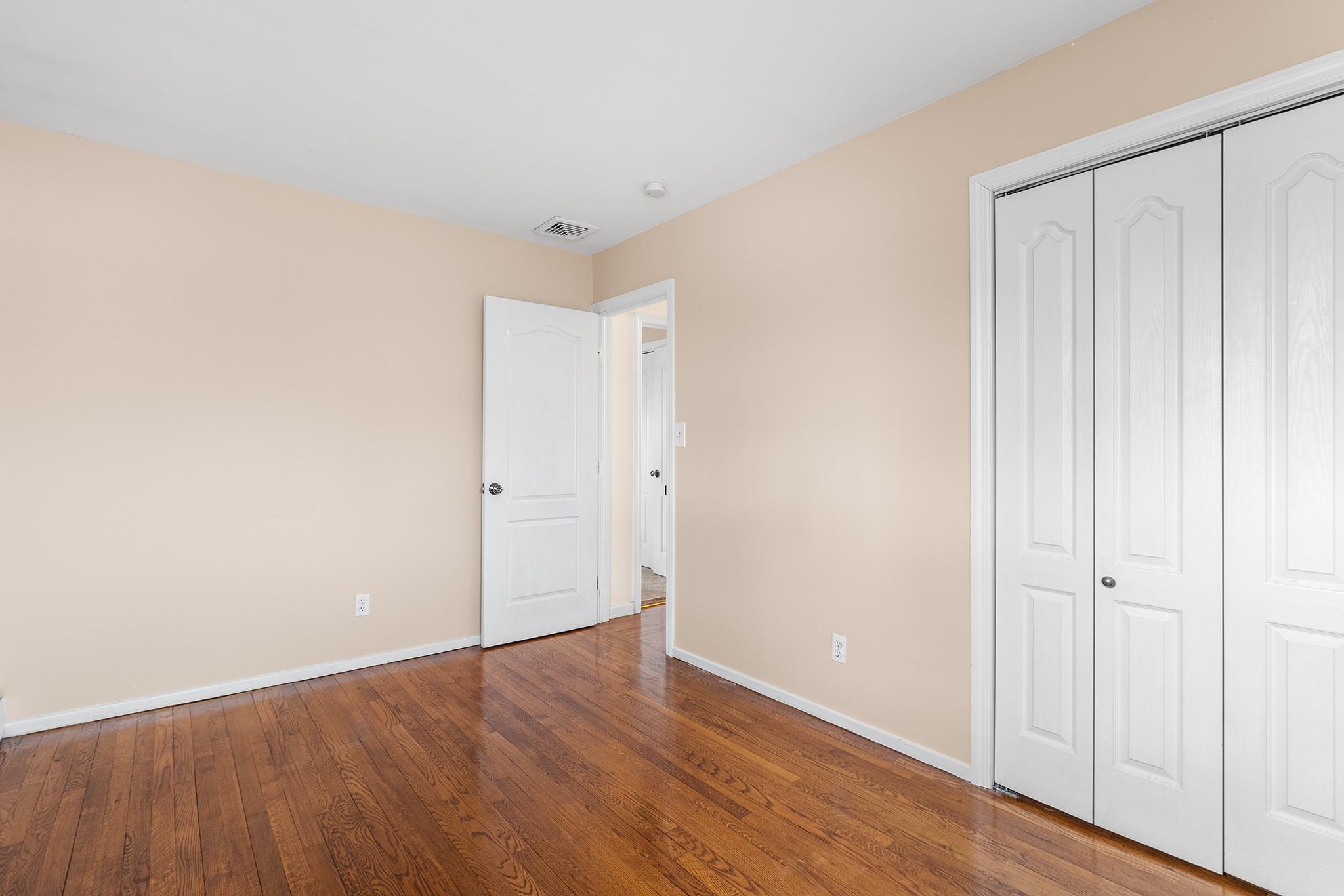 539 Elwood Road, East Northport, New York image 14