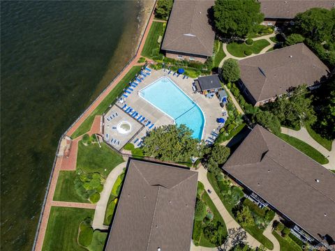 Homes For Sale - 1 Toms Point Lane #BUILDING 5, UNIT 9J<br/> Port Washington, NY 11050