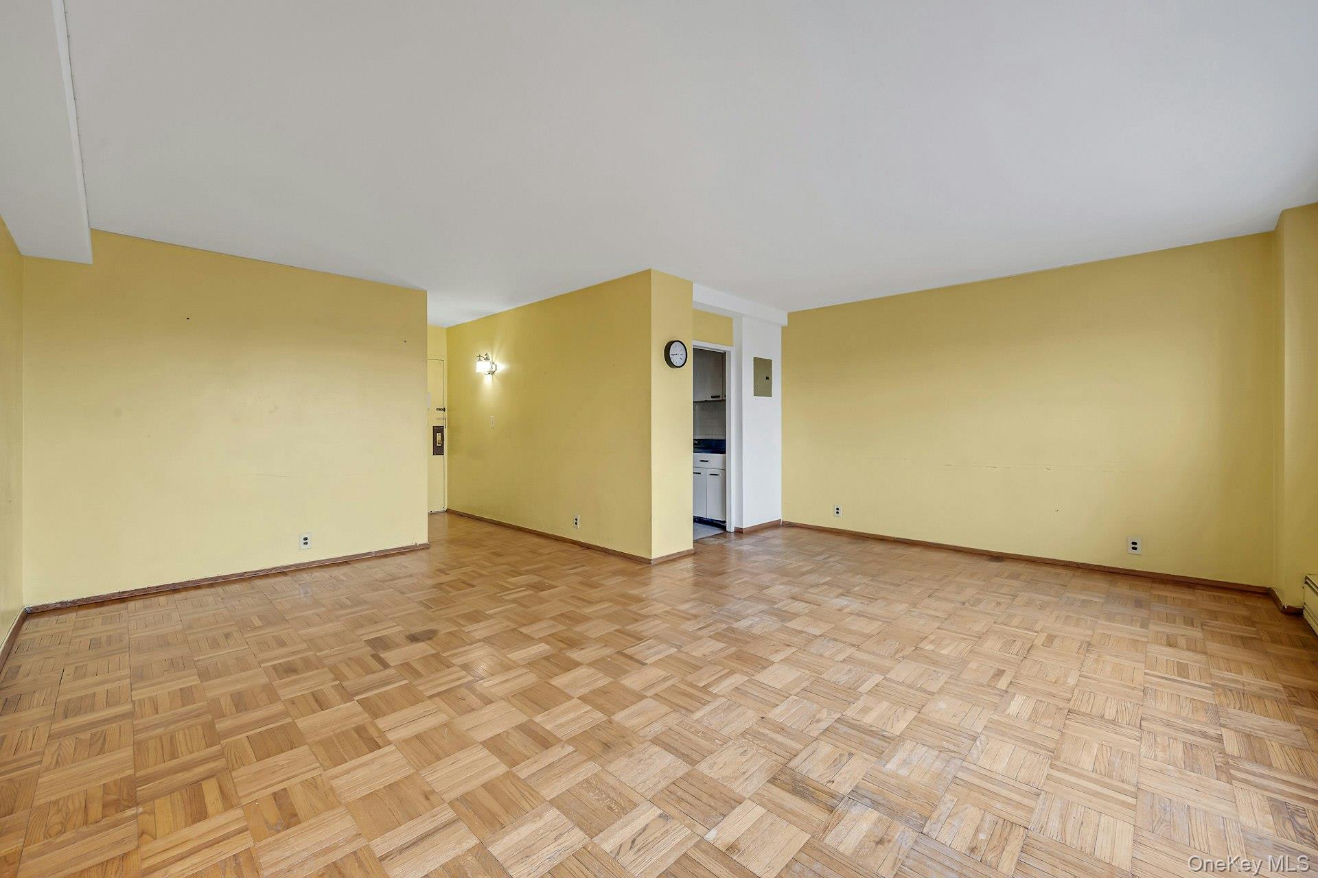 1 Fordham Hill Oval 12C