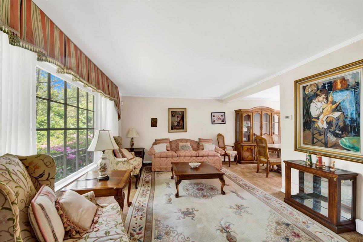 61 Kincaid Drive, Yonkers, New York image 5
