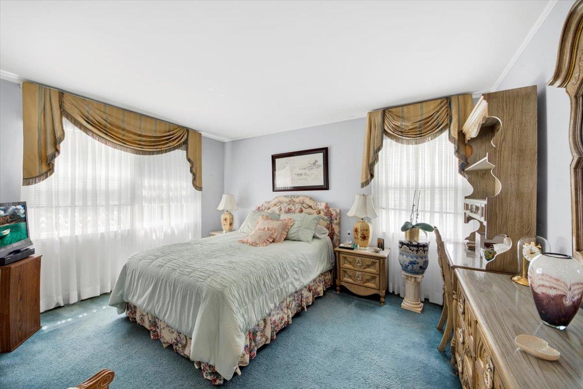 61 Kincaid Drive, Yonkers, New York image 13