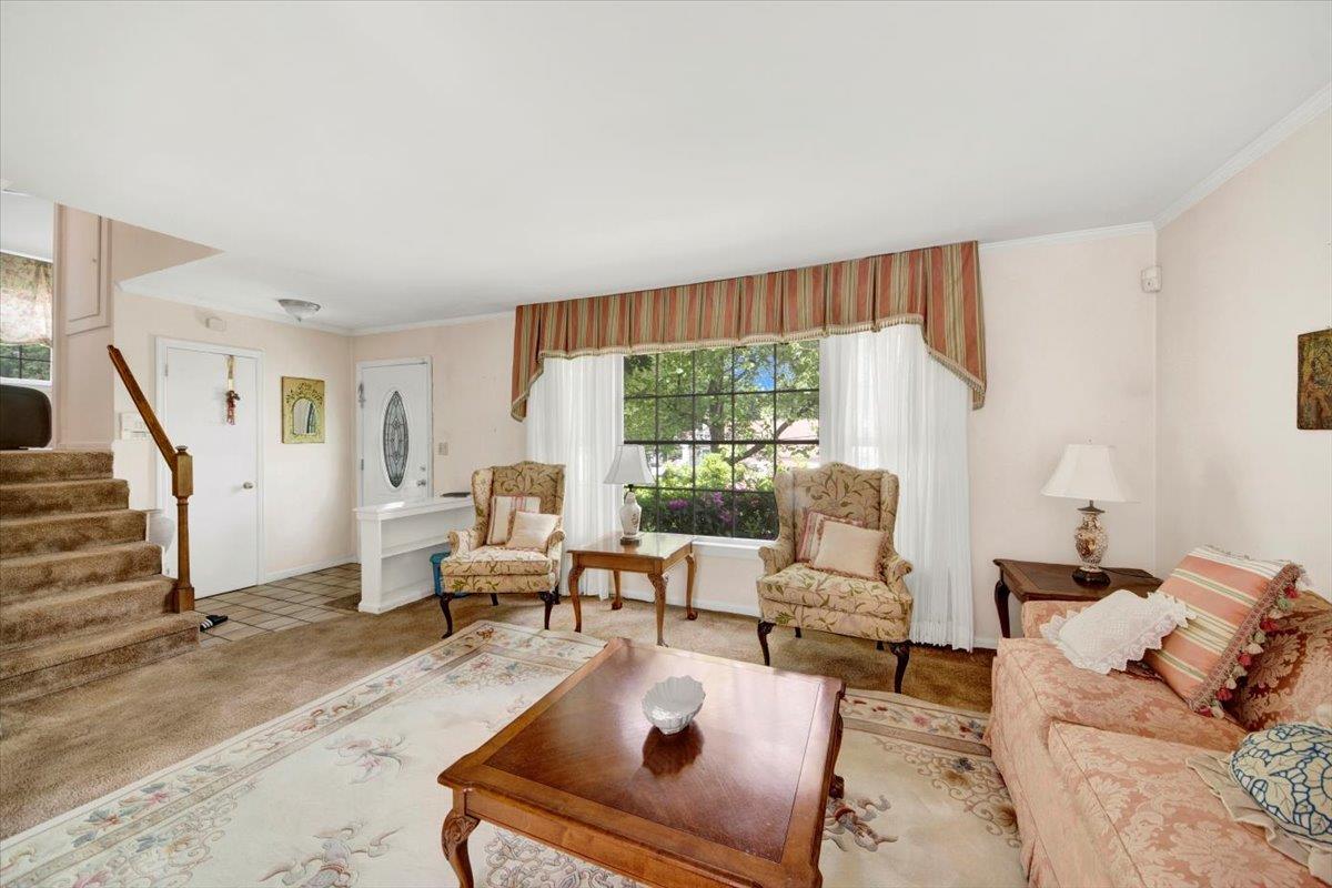 61 Kincaid Drive, Yonkers, New York image 3