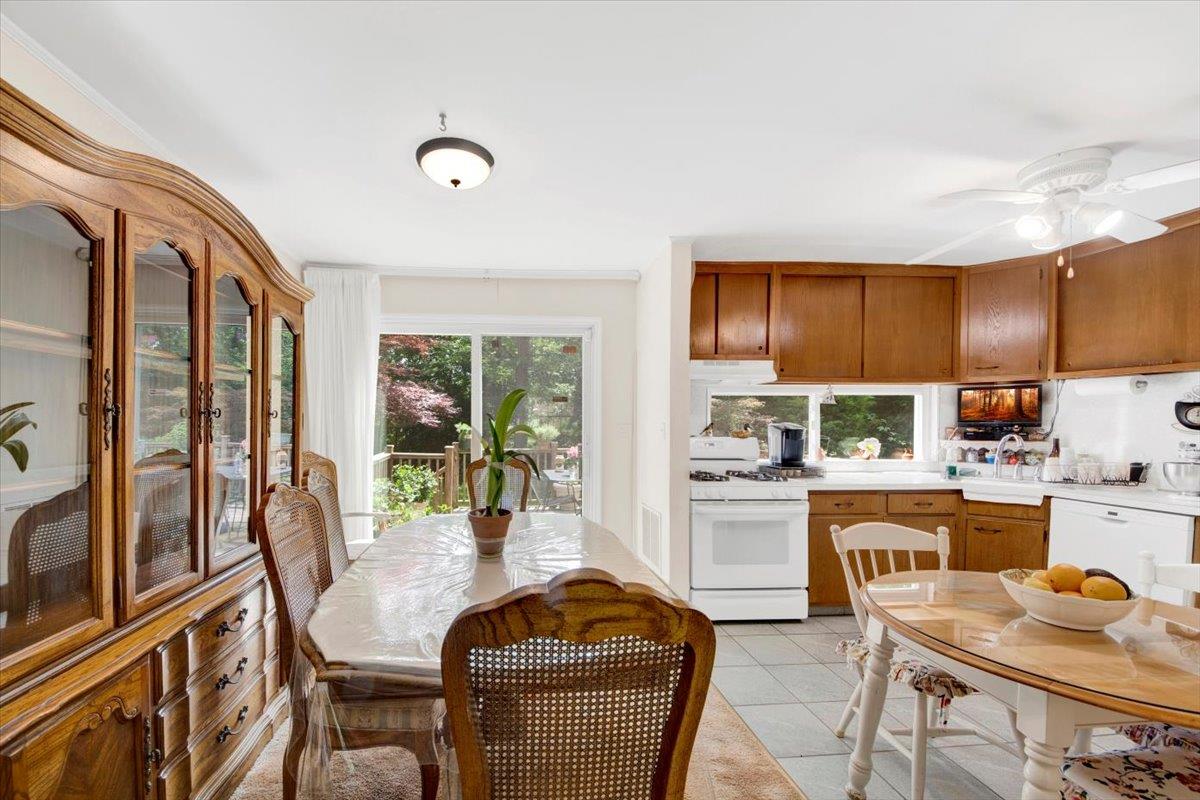 61 Kincaid Drive, Yonkers, New York image 11
