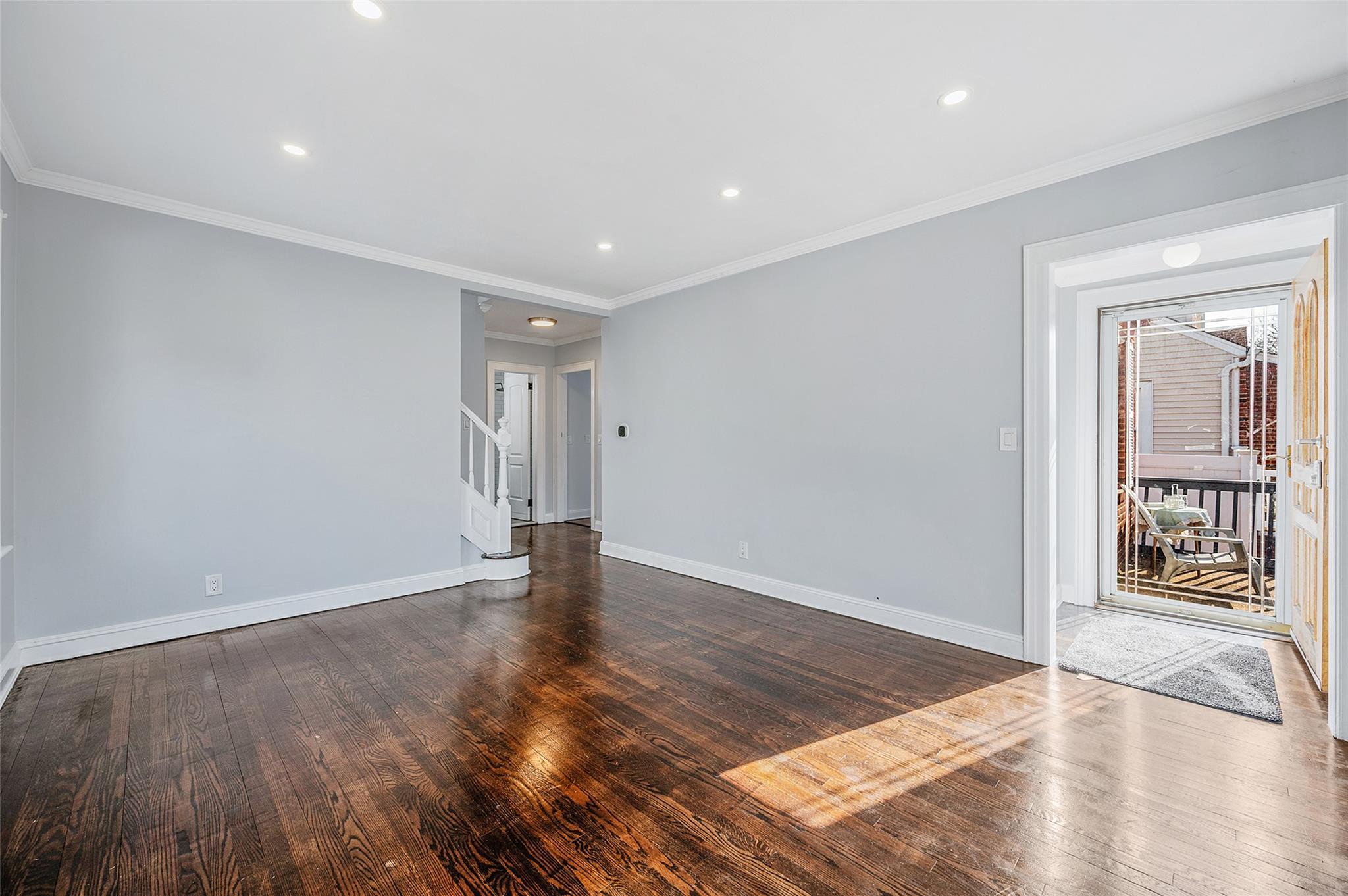 978 Fenworth Boulevard, Franklin Square, New York image 6