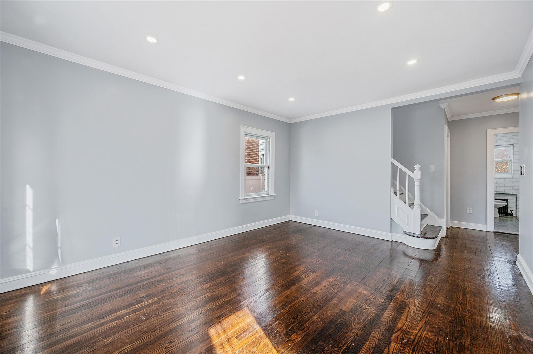 978 Fenworth Boulevard, Franklin Square, New York image 5