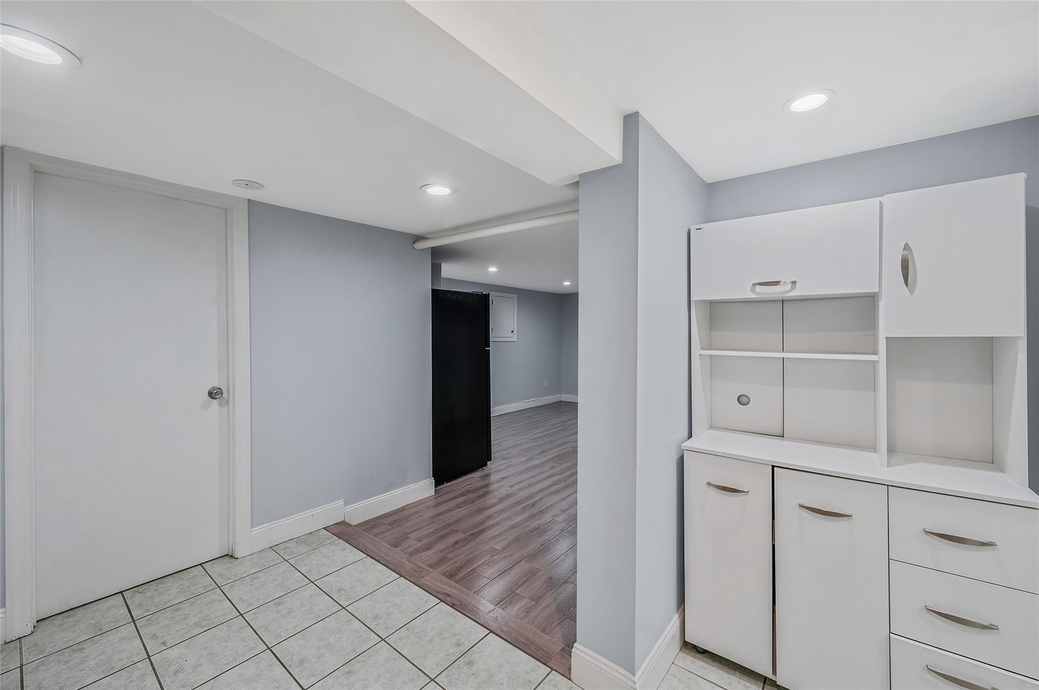 978 Fenworth Boulevard, Franklin Square, New York image 25