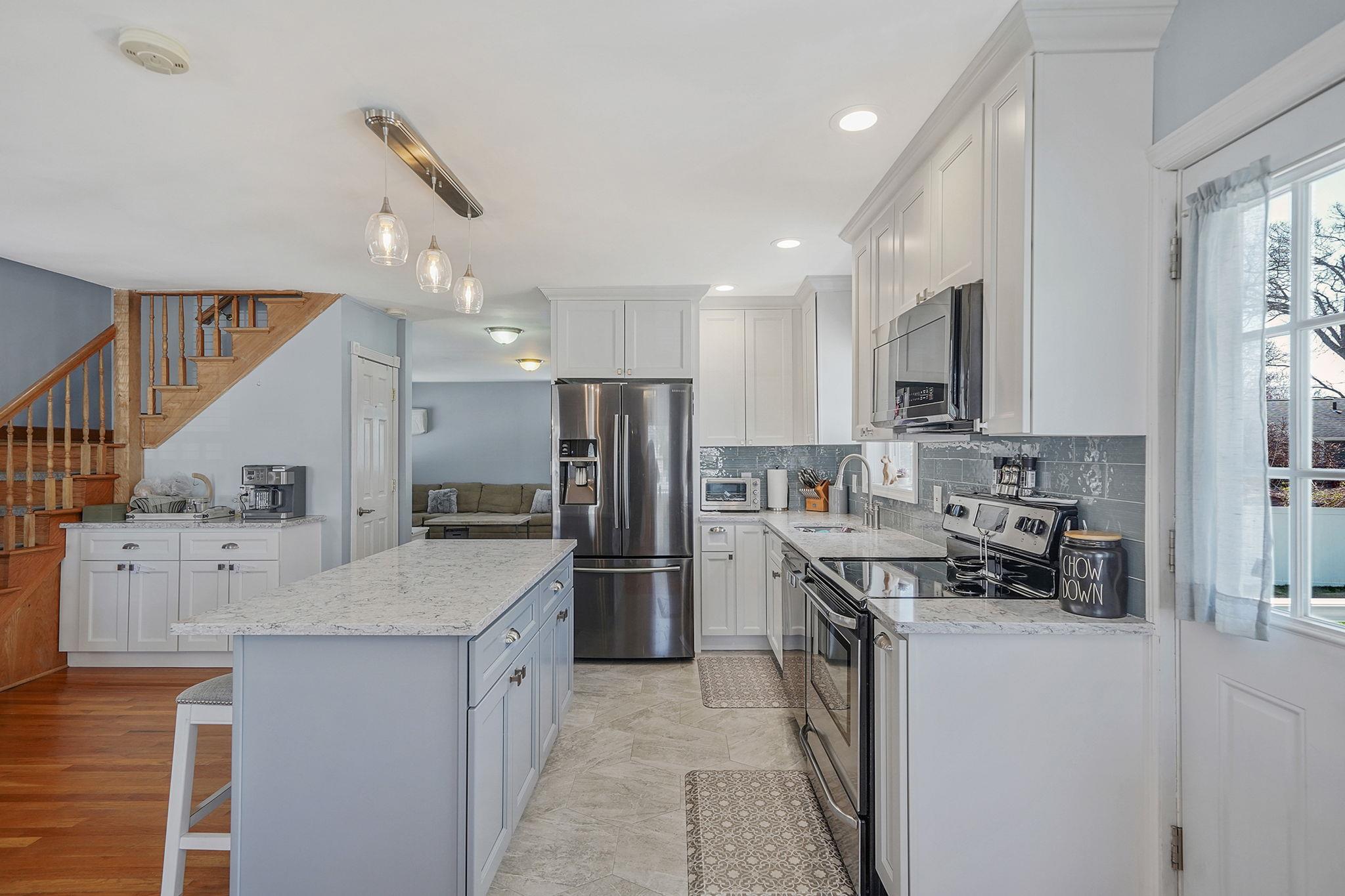 373 Nevada Street St, Lindenhurst, New York image 14