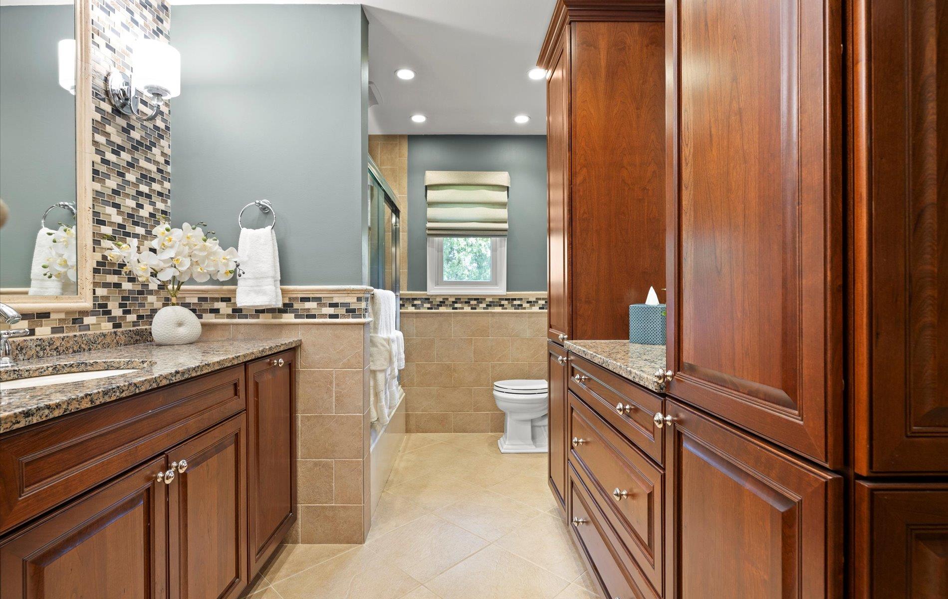 101 Yukon Drive, Woodbury, New York image 24