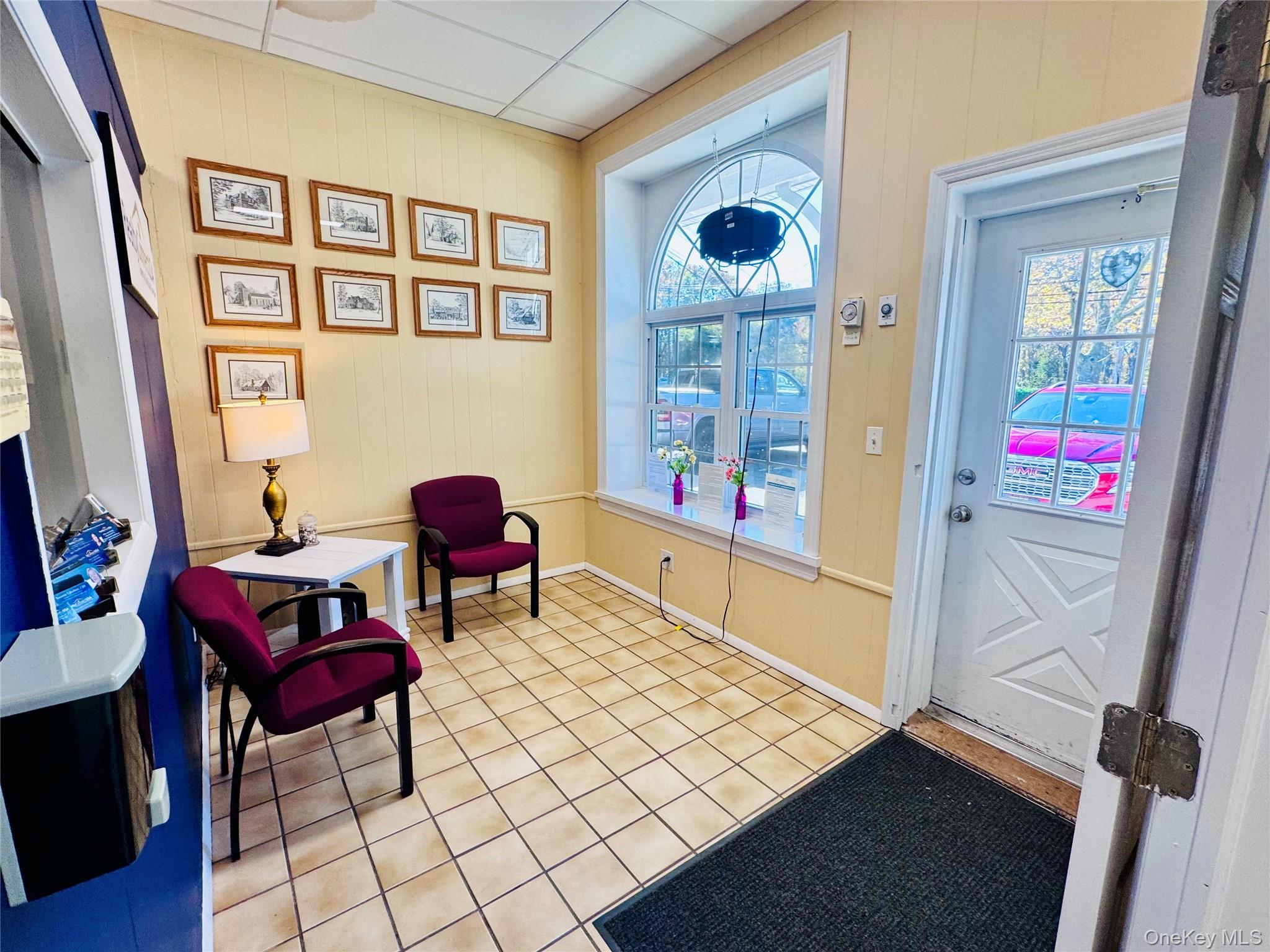 1215 Montauk Highway