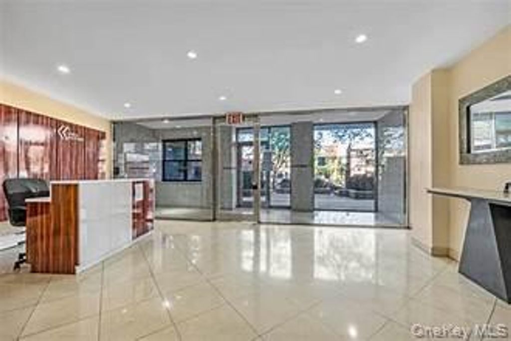 Photo of 99-40 63rd Road #5R, Rego Park, NY 11374 (MLS # 1017278)