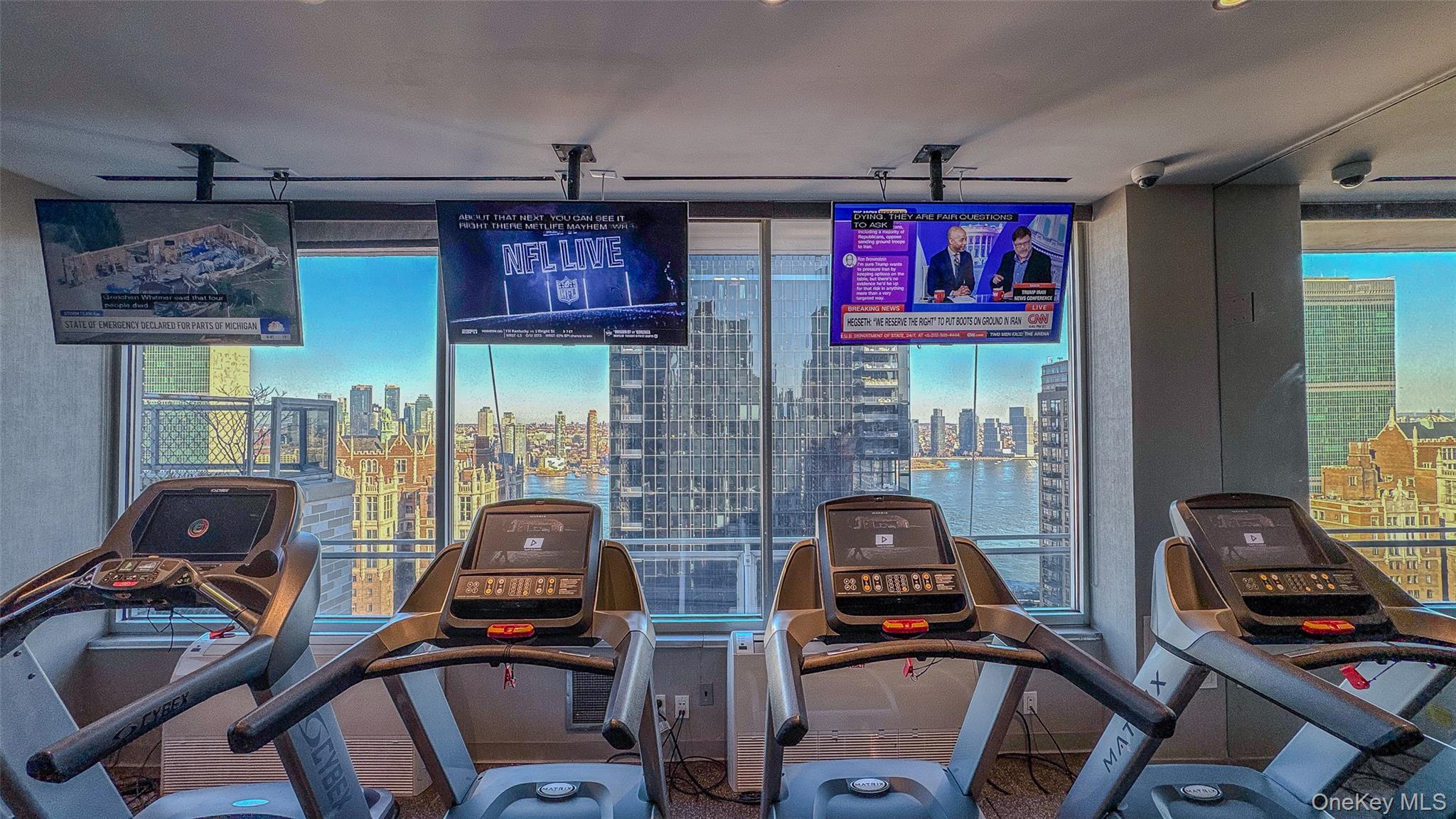 300 E 40th Street 12E