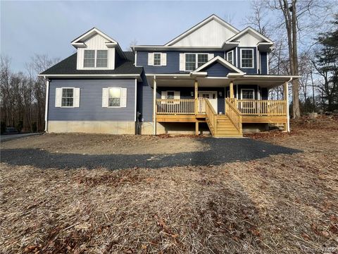 Homes For Sale - 546 S Plank Road<br/> Westtown, NY 10998