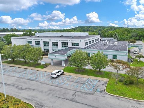 70 Hatfield Lane Goshen NY 10924