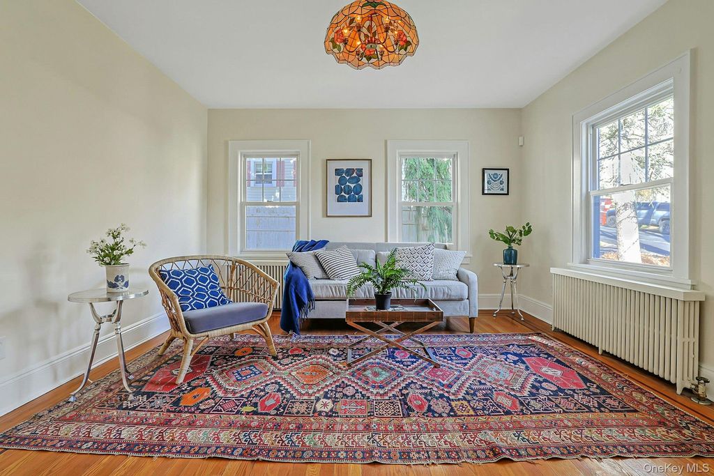 Photo of 13 Maple Avenue, West Nyack, NY 10994 (MLS # 983946)