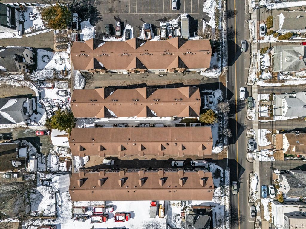 Photo of 330 Maple Avenue #17, Westbury, NY 11590 (MLS # 965484)