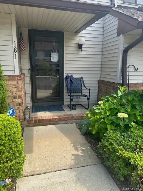 Condo For Sale - 181 Laurel Lane<br/> Wantagh, NY 11793