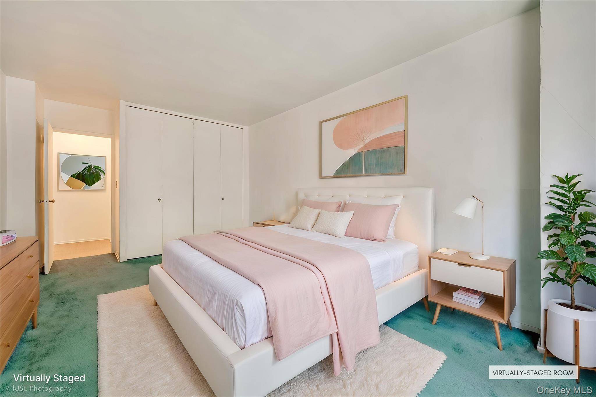 39-65 52 St. 2H