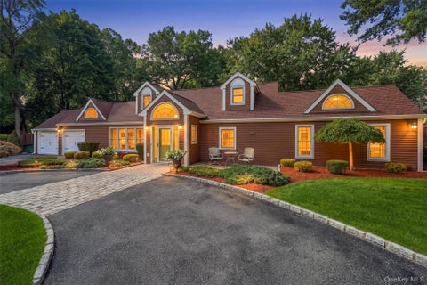 Photo of 113 Buena Vista Drive, White Plains, NY 10603 (MLS # 1045783)