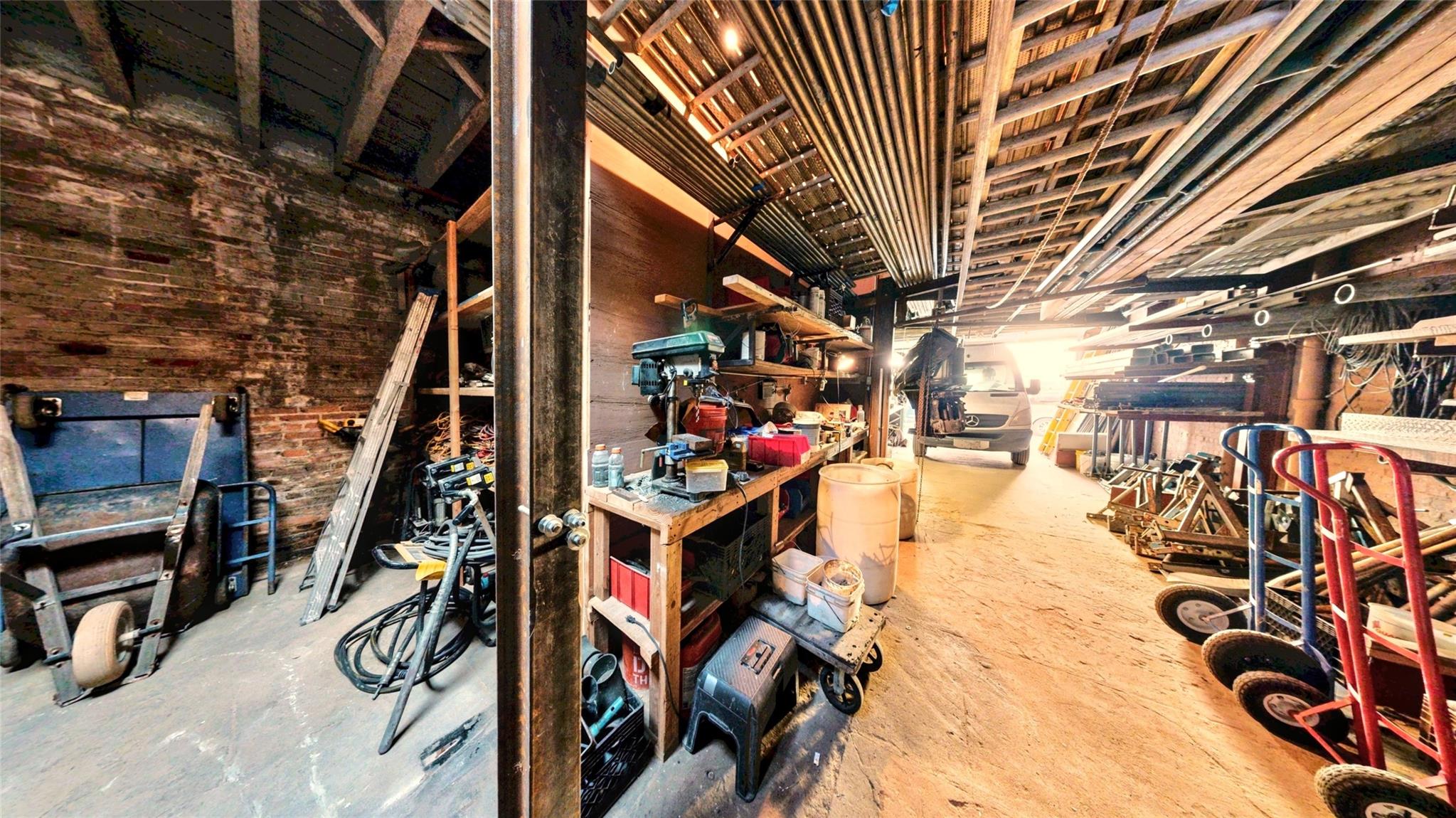 615 Humboldt Street