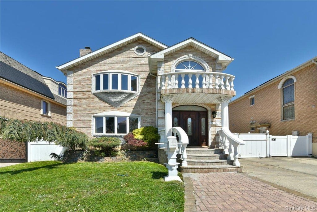 Photo of 7627 175th Street, Fresh Meadows, NY 11366 (MLS # 1046805)