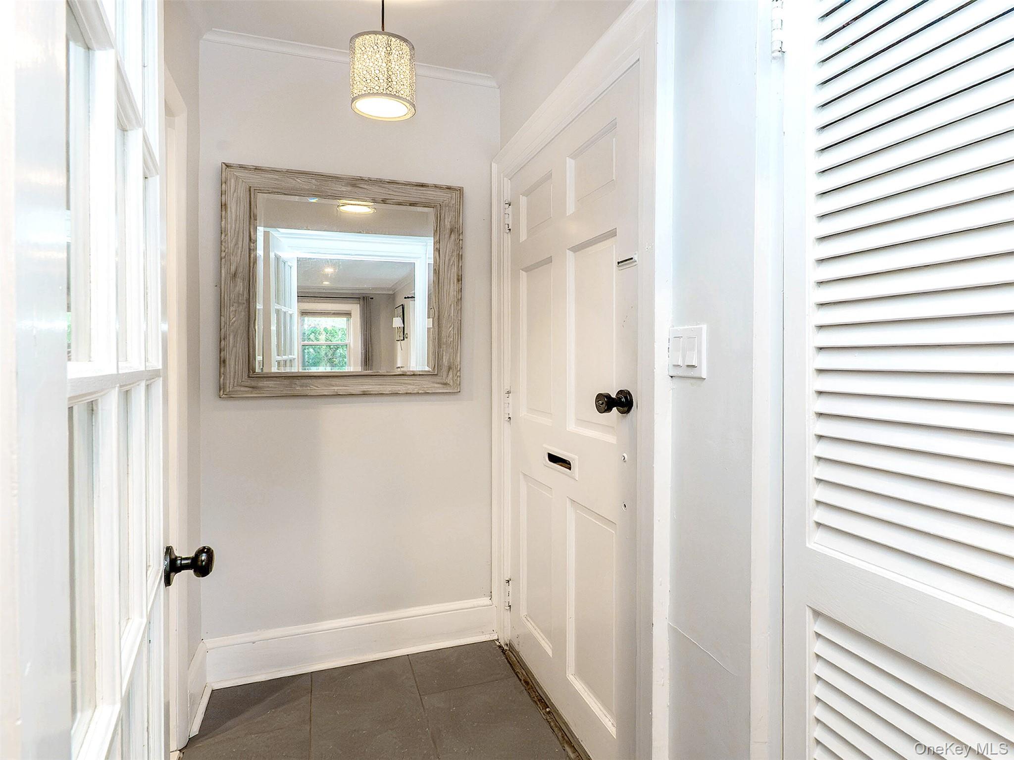 106 McLoughlin Street