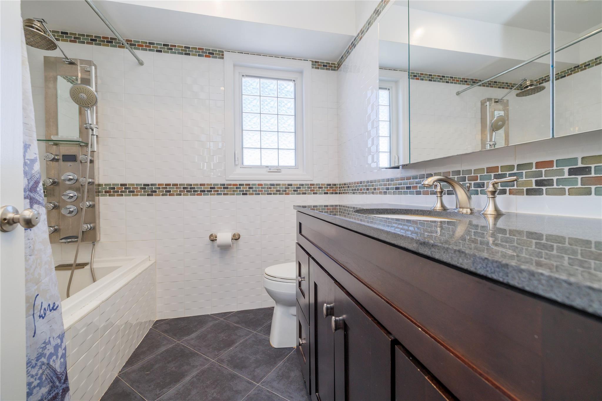 16415 99th Street, Howard Beach, New York image 16