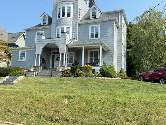 Rental Property at Hudson Terrace 2 S, Sleepy Hollow, New York - Bedrooms: 1 
Bathrooms: 1 
Rooms: 3  - $2,500 MO.