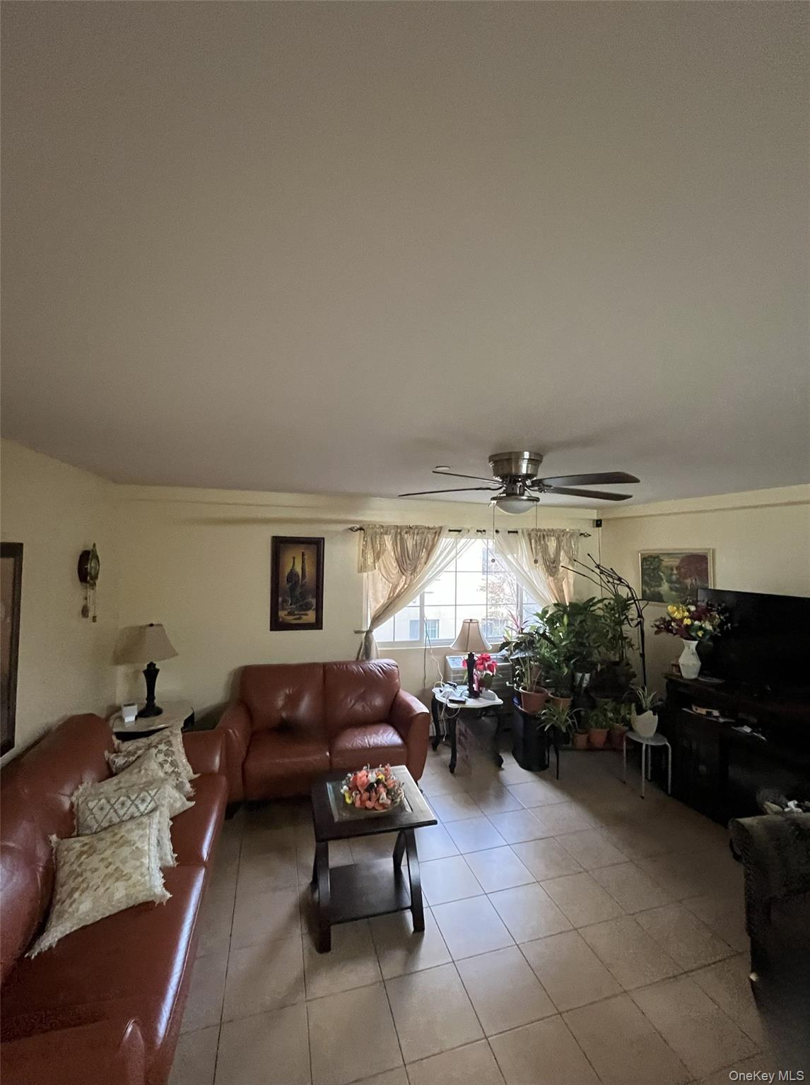 2135 Crotona Avenue 2B