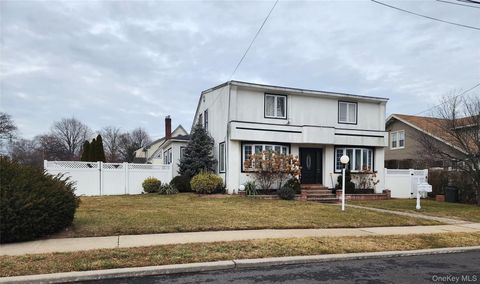 883 McKenna Avenue Baldwin NY 11510