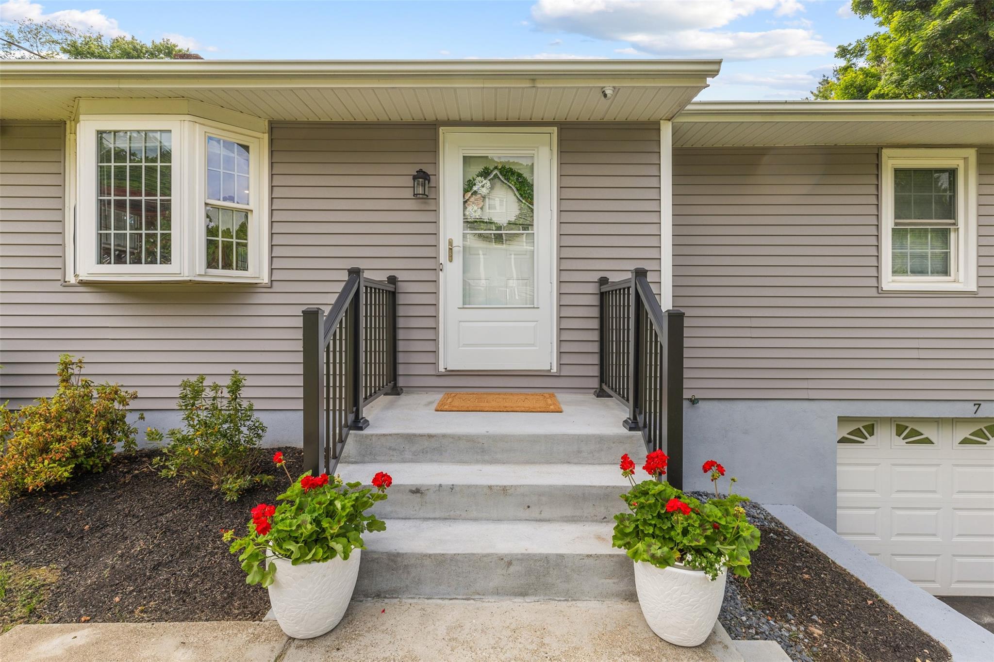 7 School Street, Cortlandt Manor, New York image 2