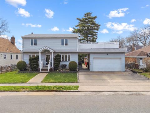 110 Norman Street, New Hyde Park, NY 11040 - MLS#: 843707