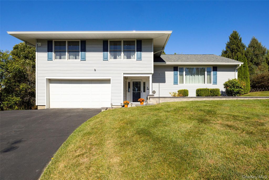 Photo of 123 Cider Mill Loop, Wappingers Falls, NY 12590 (MLS # 922280)