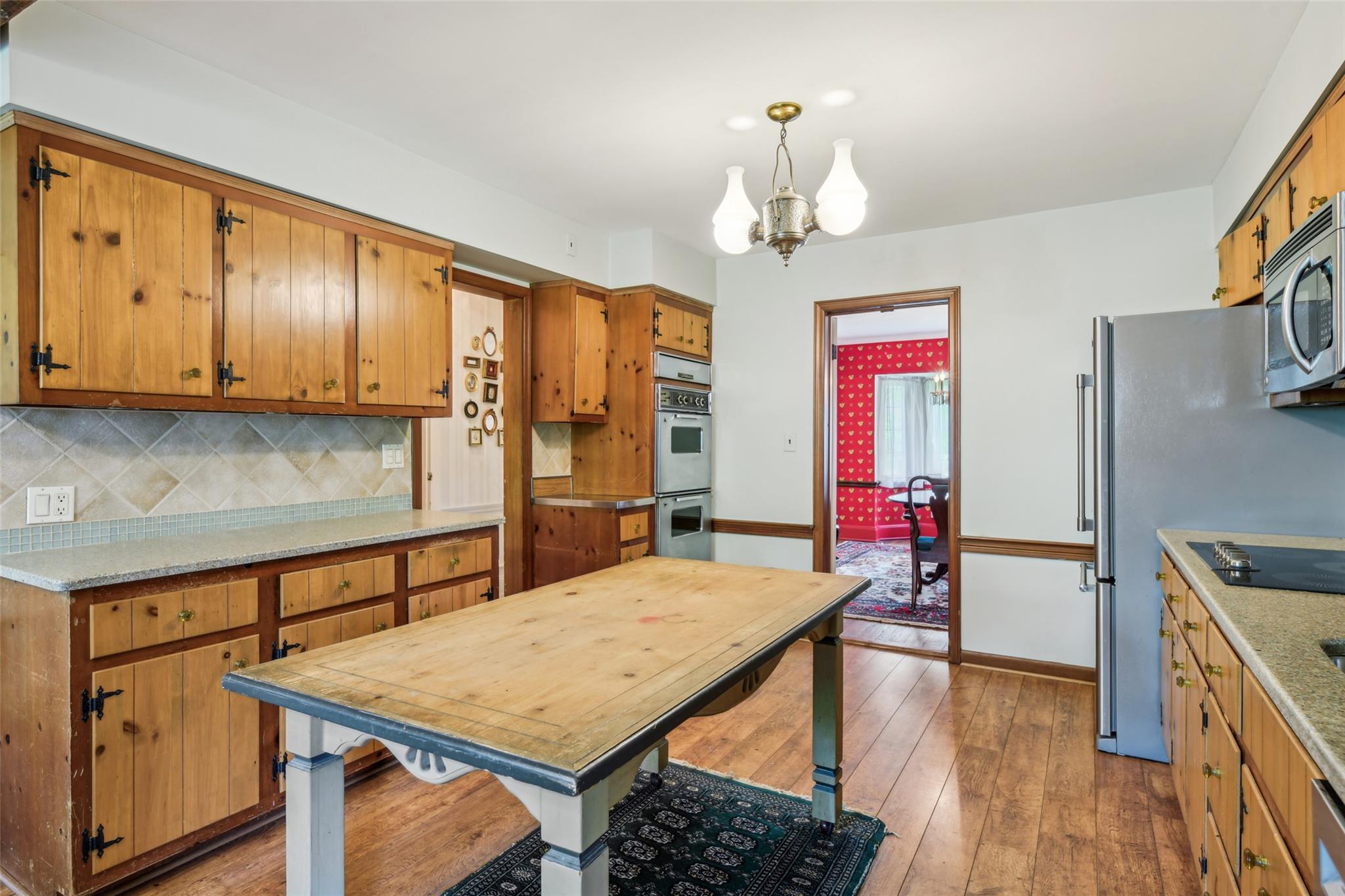 42 Huntington Road, Garden City, New York image 26