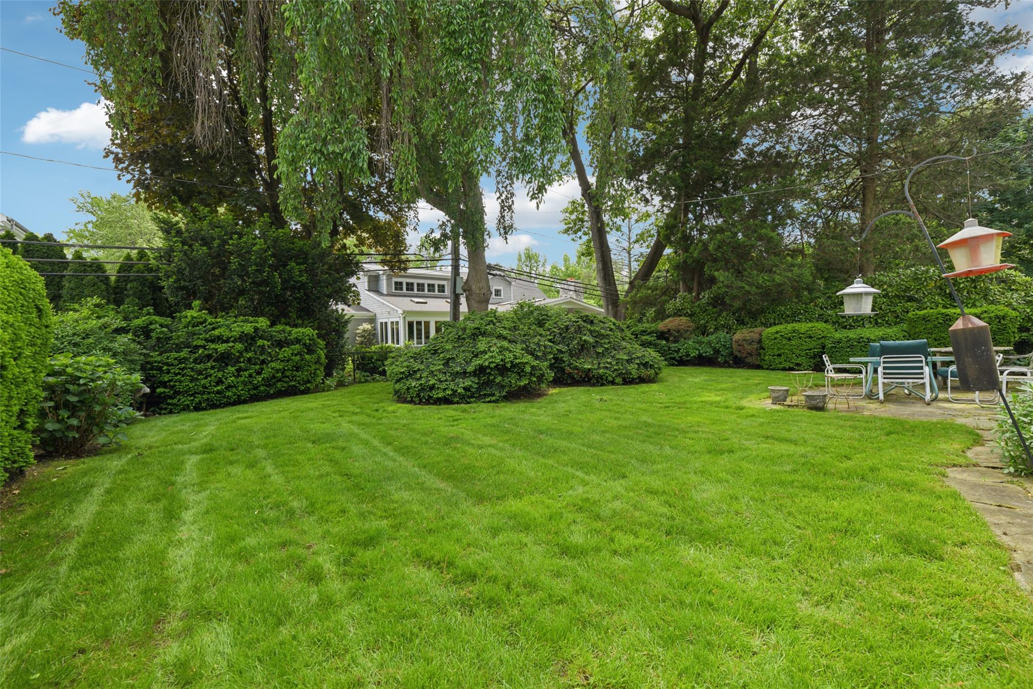 42 Huntington Road, Garden City, New York image 46
