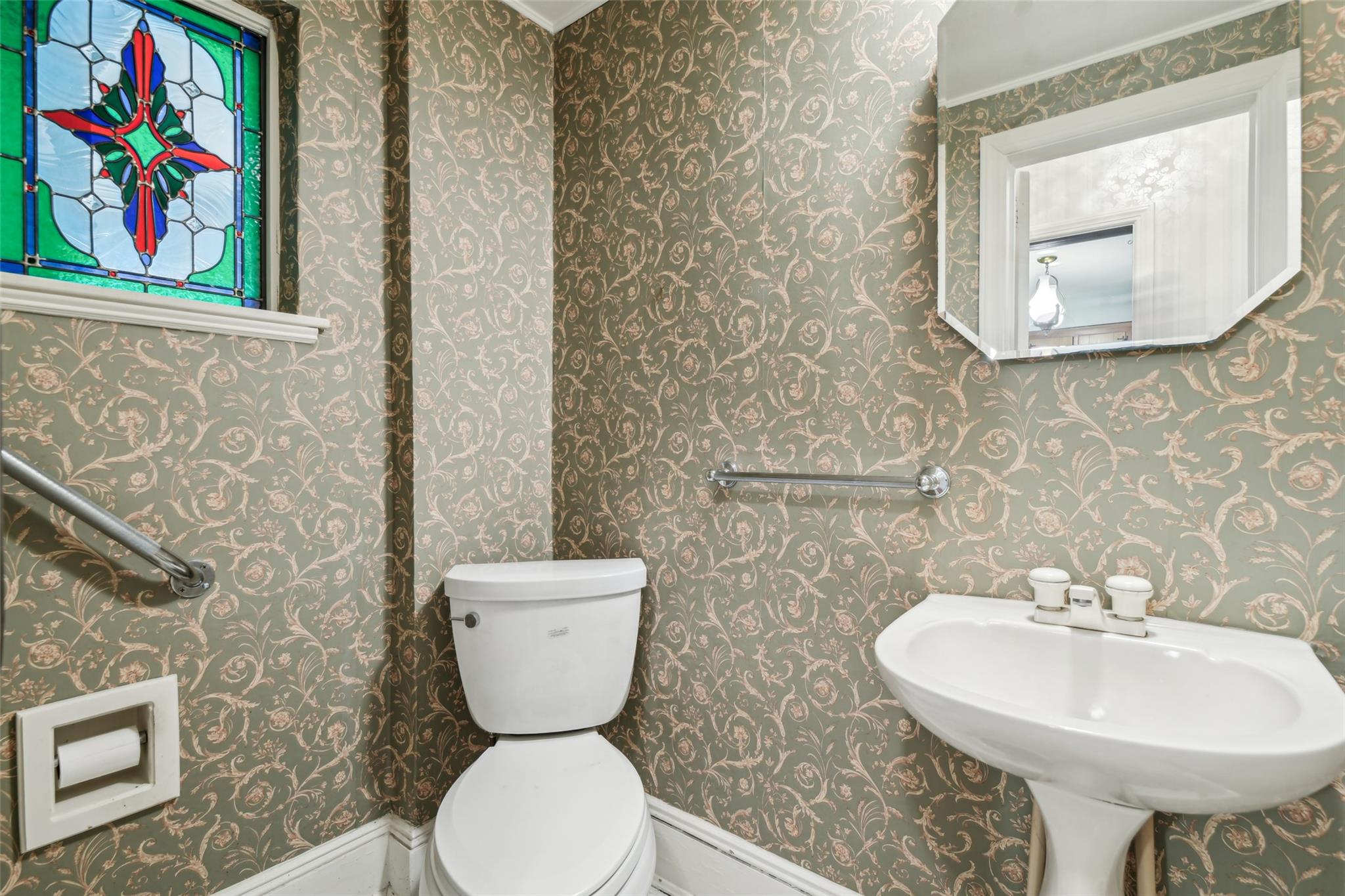 42 Huntington Road, Garden City, New York image 31