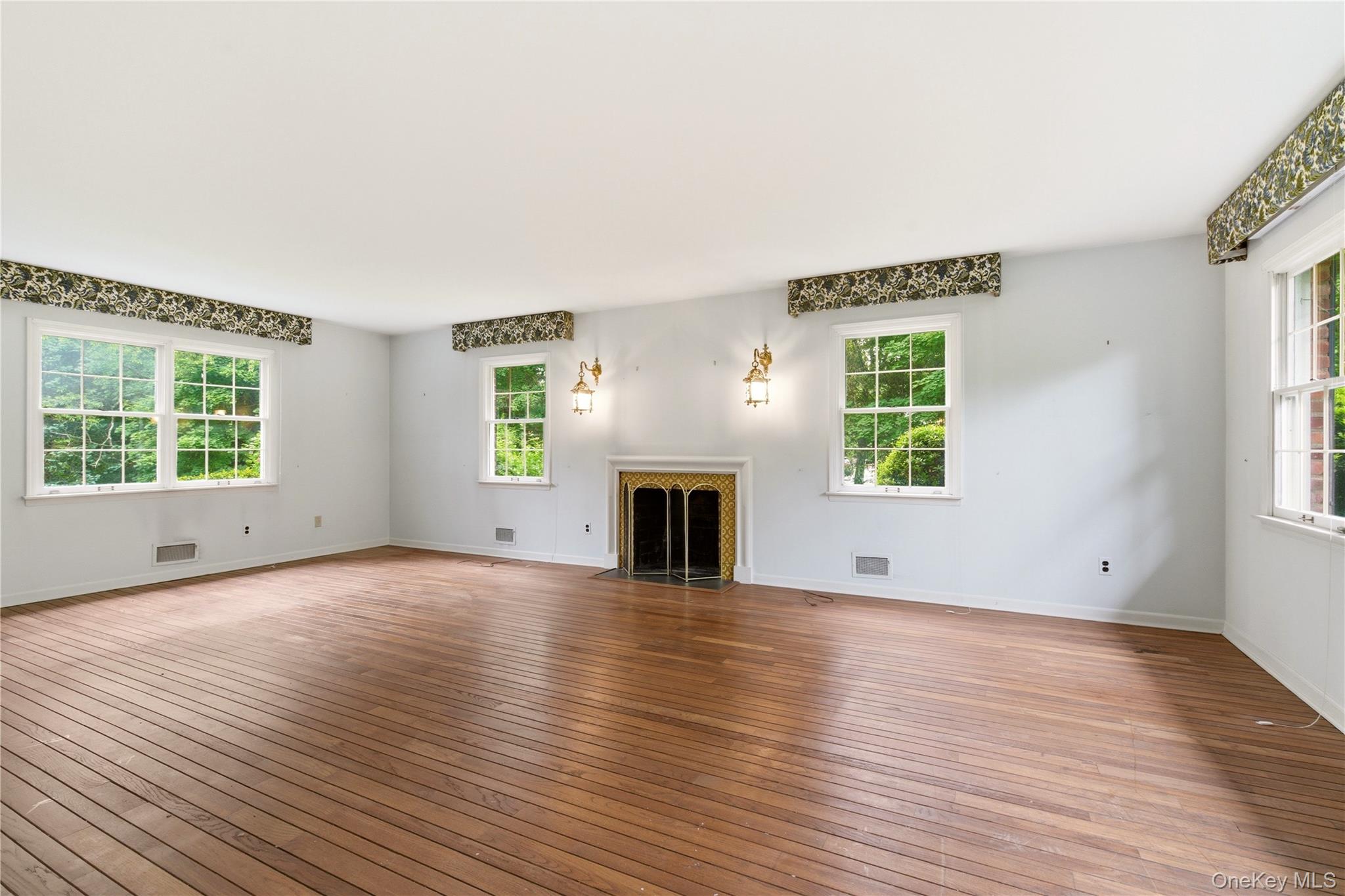 14 Oak Lane