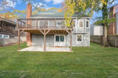 Homes For Sale - 28 Sanford Street<br/> South Huntington, NY 11746