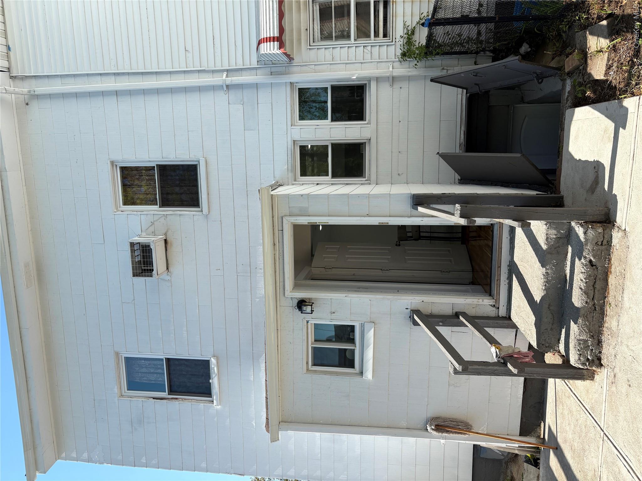 1108 1st Avenue