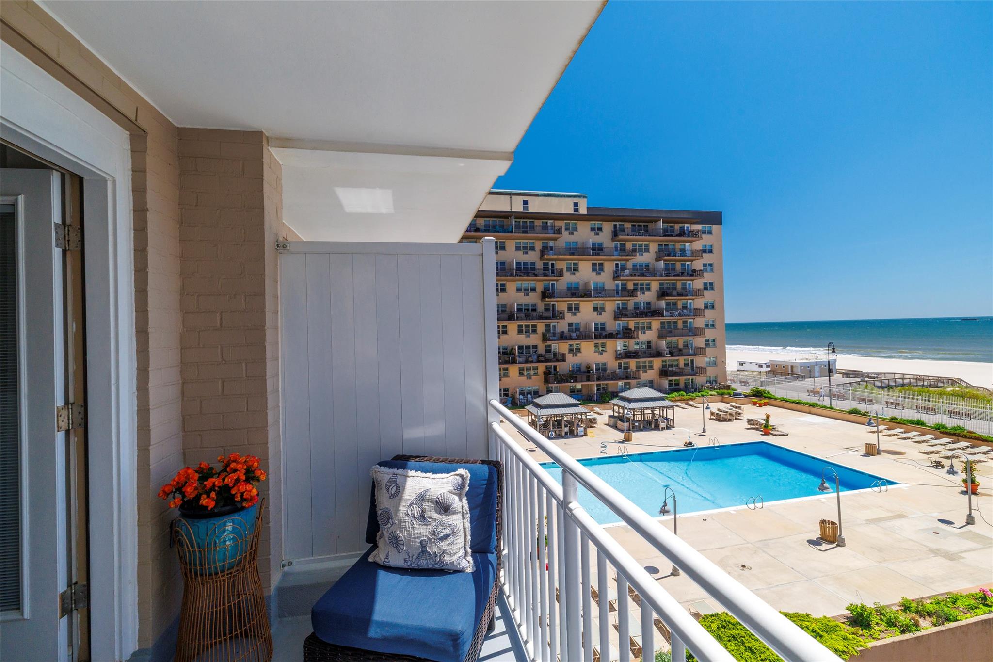 522 Shore Road #4W, Long Beach, New York image 8