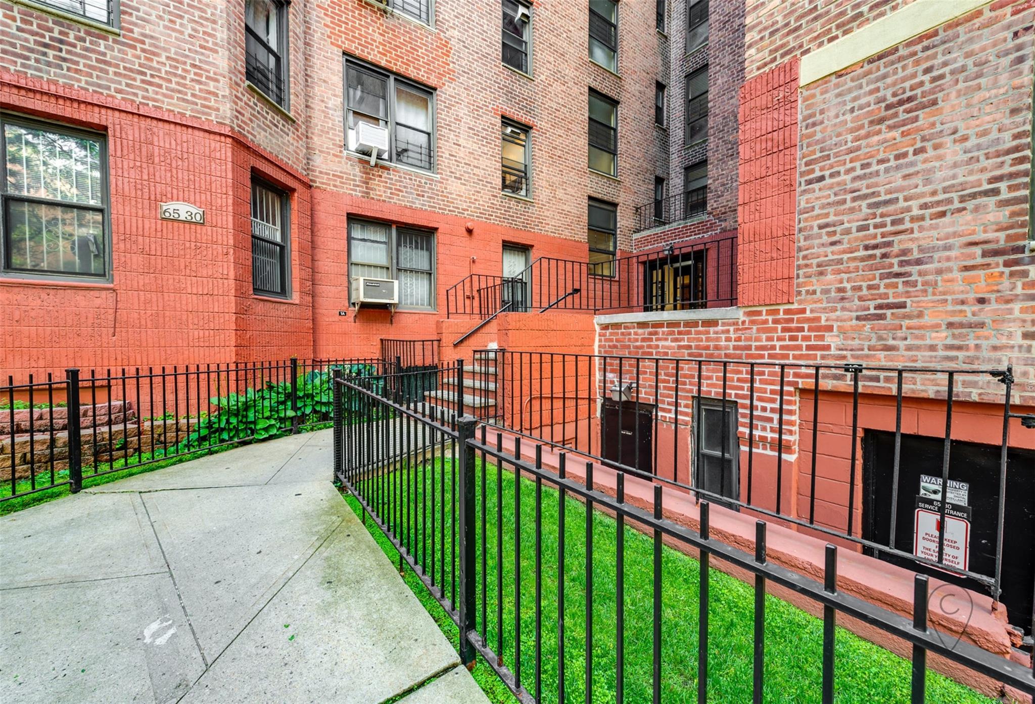 65-30 108th Street #5E, Forest Hills, New York image 3