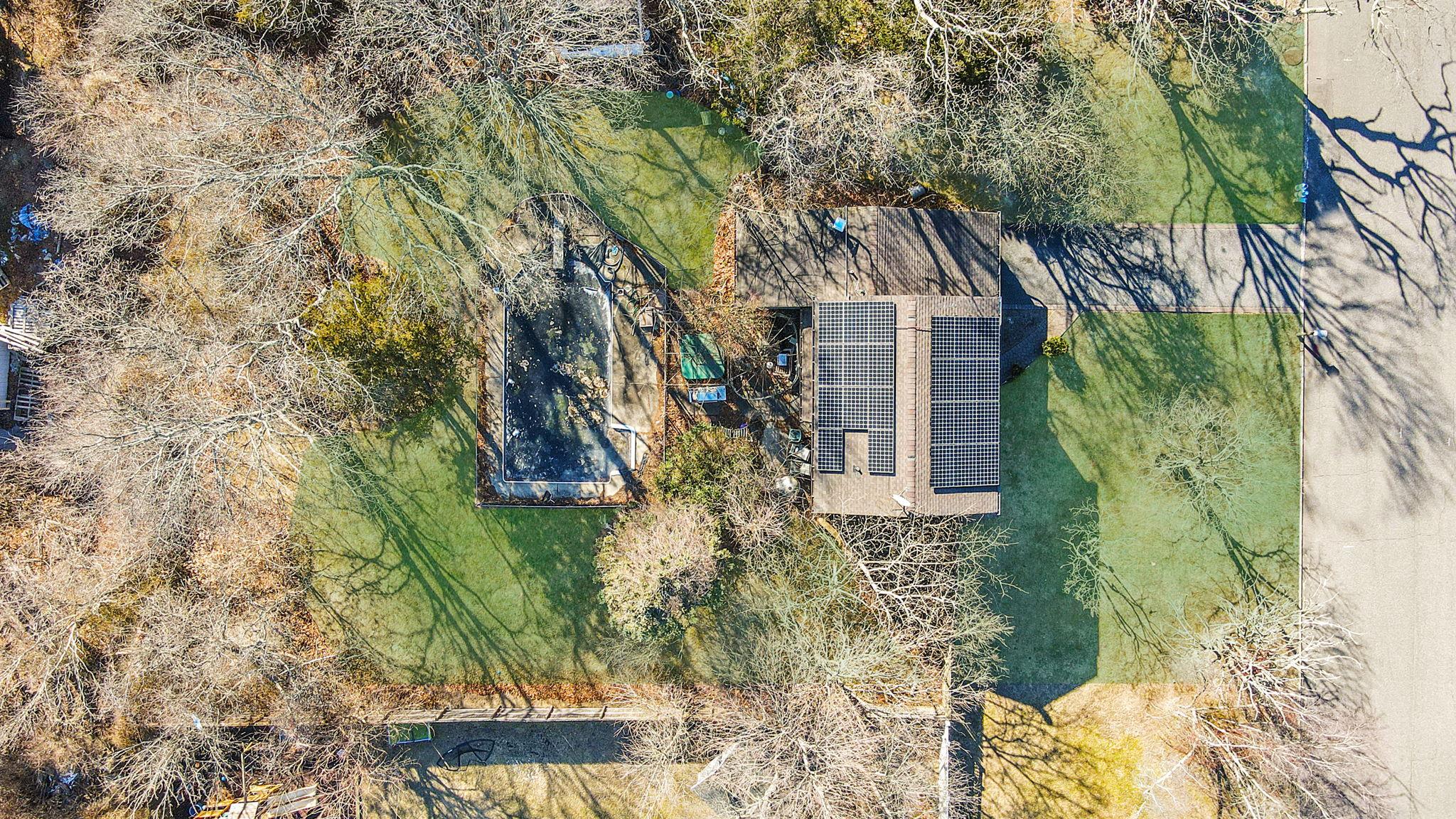 17 Susan Drive, Bellport, New York image 33