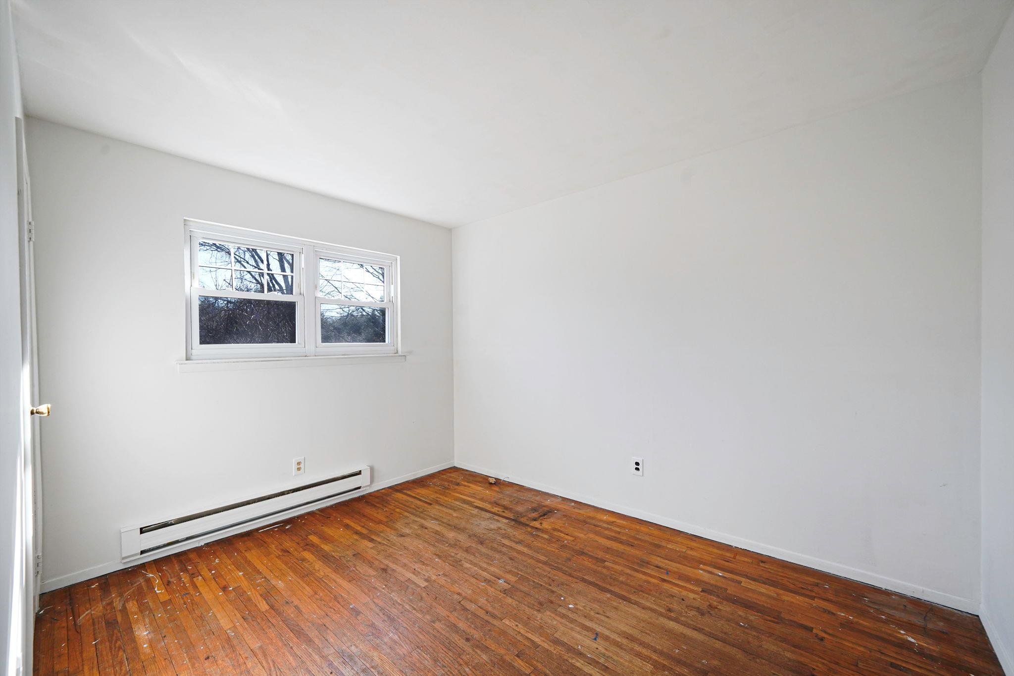 17 Susan Drive, Bellport, New York image 16