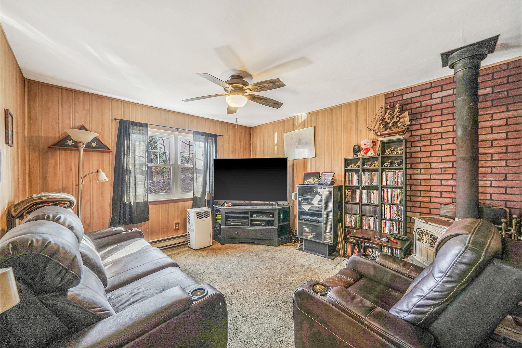 17 Susan Drive, Bellport, New York image 12