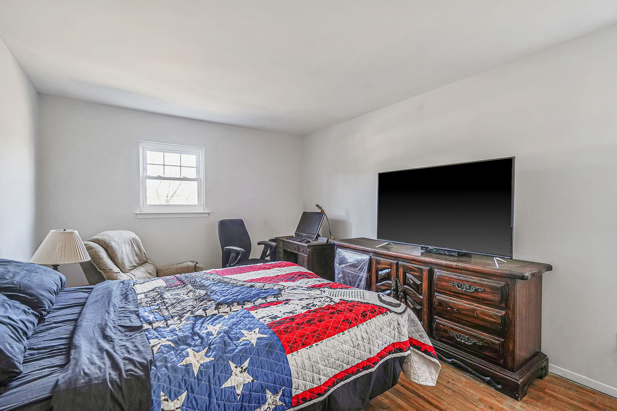 17 Susan Drive, Bellport, New York image 20
