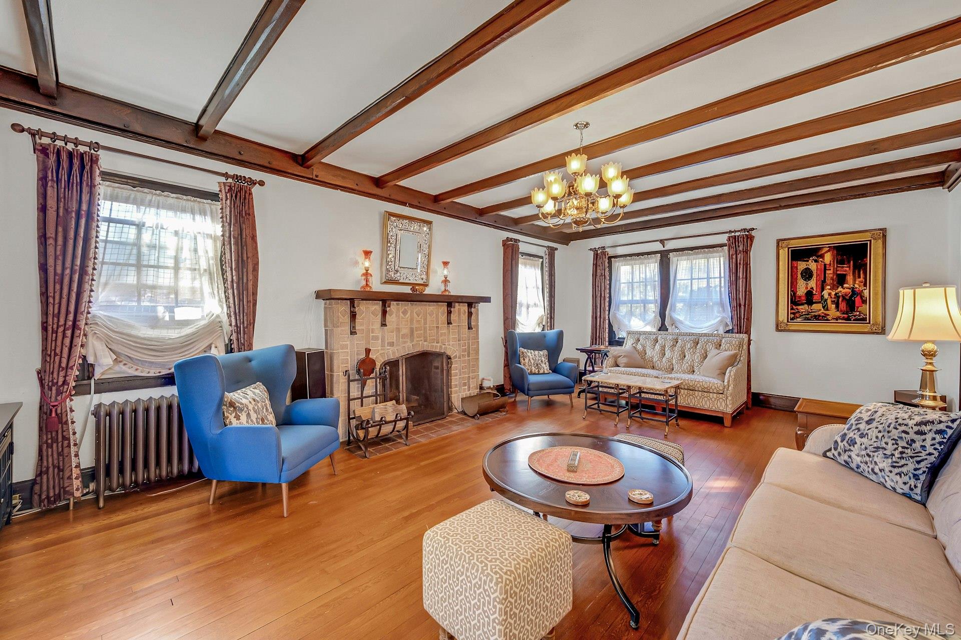 New Rochelle, New York 10804, United States, 5 Bedrooms Bedrooms, ,4 BathroomsBathrooms,Residential,Active,253414