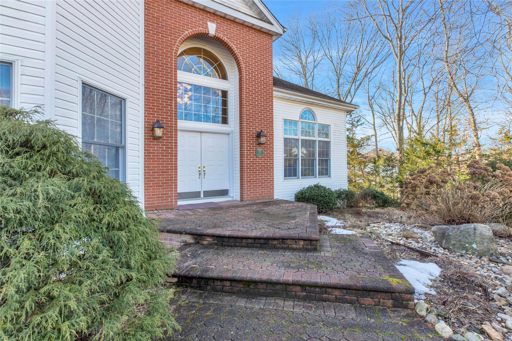 23 Cobbler Lane, East Setauket, New York image 3