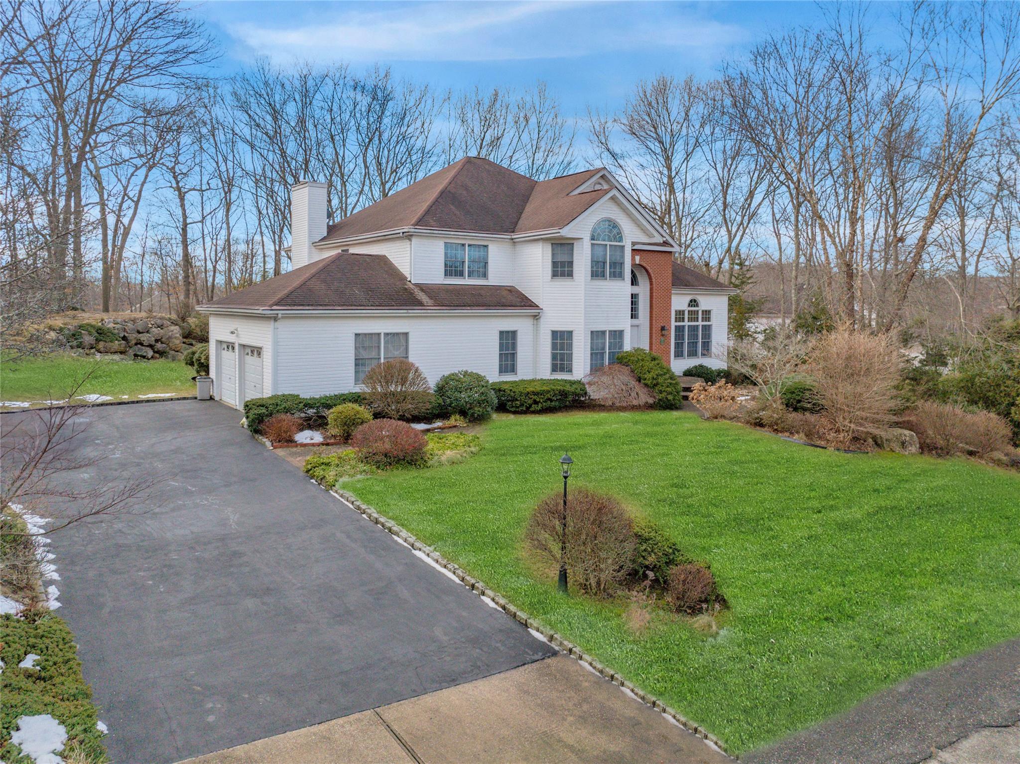 23 Cobbler Lane, East Setauket, New York image 31